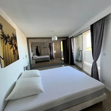 Marine De Sant'ambroggio Logement A 800m De La * لوميو